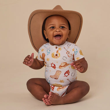Cowboys Short Sleeve Organic Bodysuit | Snuggle Hunny