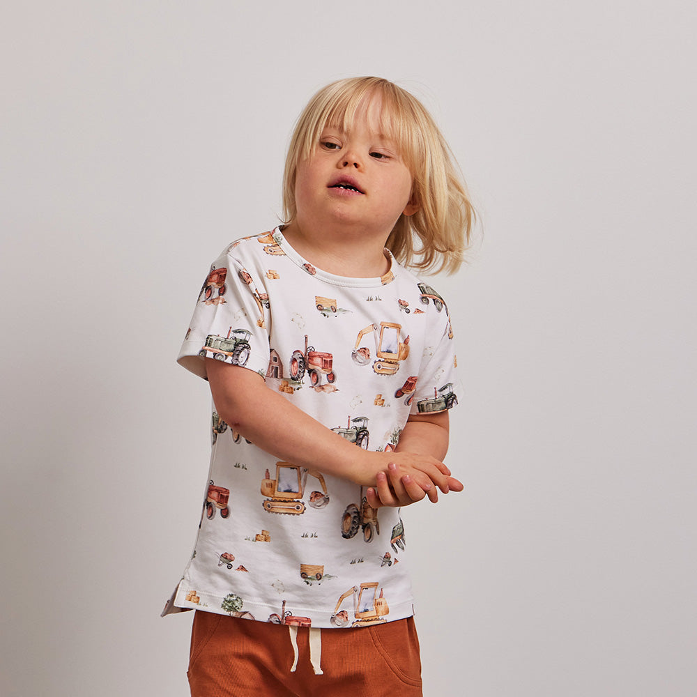 Diggers & Tractors Organic T-Shirt - View 4