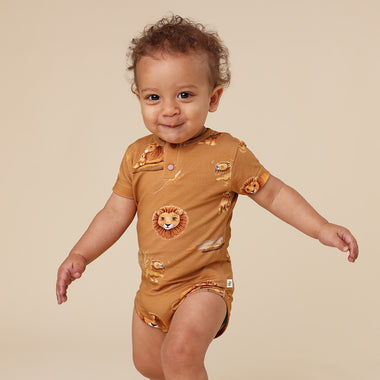 Roar Short Sleeve Organic Bodysuit | Snuggle Hunny