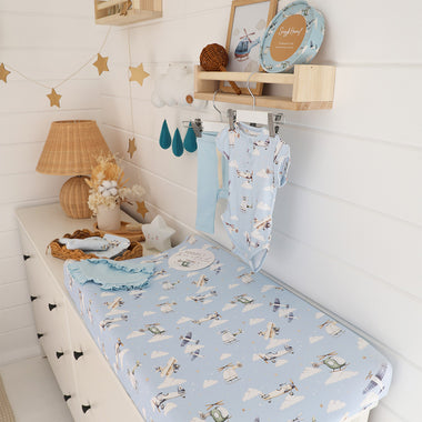 Taking Flight Organic Bassinet Sheet / Change Pad Cover | Snuggle Hunny