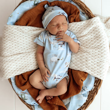 Taking Flight Short Sleeve Organic Bodysuit | Snuggle Hunny