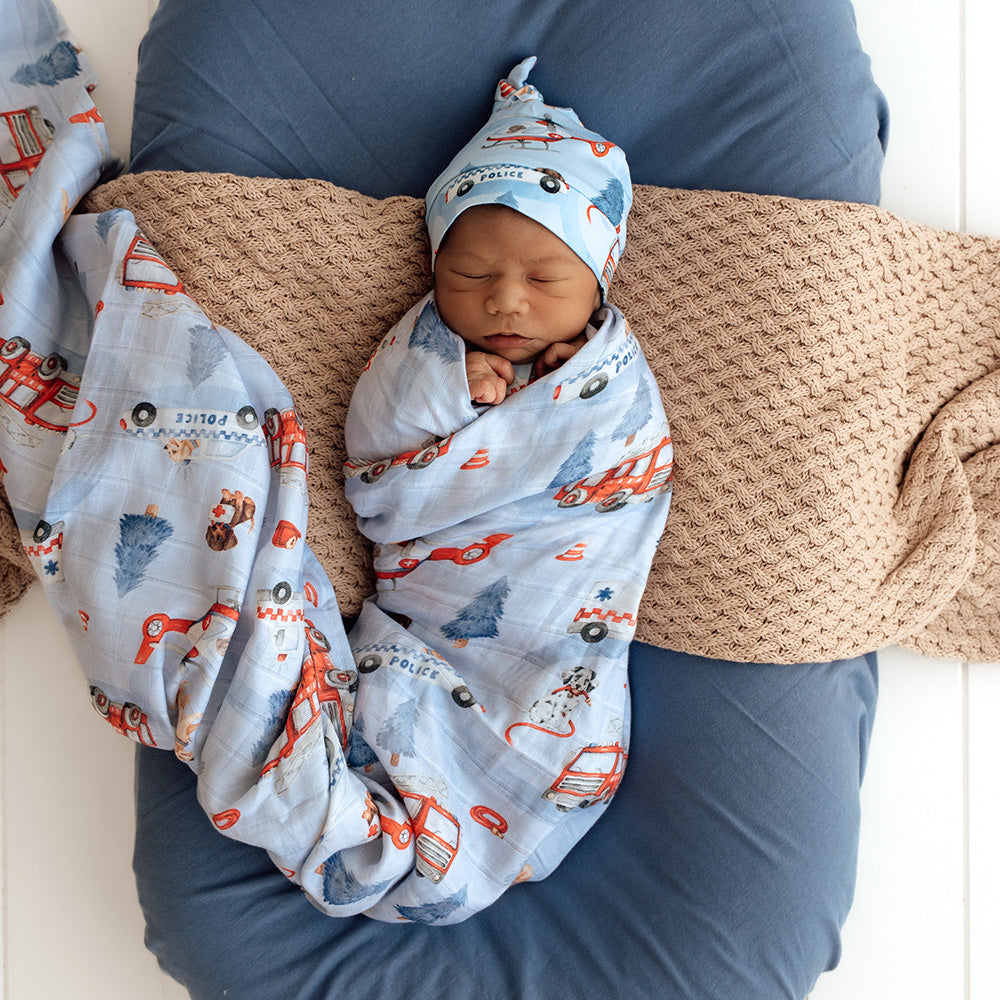 To The Rescue Organic Muslin Wrap - View 1
